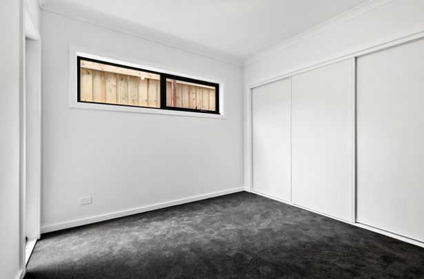 2 Lotus Close, Mooroolbark - Photo 1