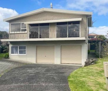 Waterfront Living in Mangere Bridge - Photo 5