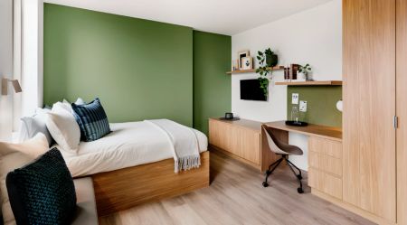 Larger Corner Studio Premium View - Photo 3