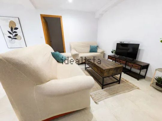 Alquiler de casa o chalet independiente en Calle Agustín Escribano, 26 - Photo 1