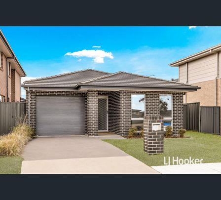 8 Frederick Jones Crescent, Schofields, NSW 2762 - Photo 1