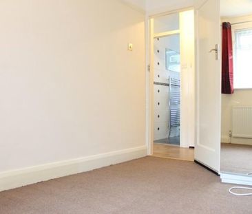 2 bedroom ground floor flat to rent - Photo 4