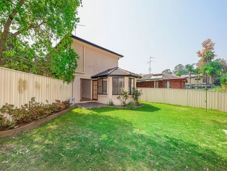Impressive Family Home in Schofields (Recently Renovated Property) - Photo 4