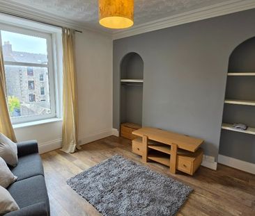 P2411: Hill Street, Rosemount, Aberdeen - Photo 2