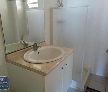 Location Appartement 2 pièces 19m² LE TAMPON 97430 - Photo 6