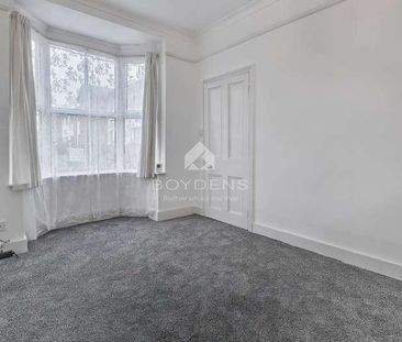 Victoria Road, Walton On The Naze, CO14 - Photo 1