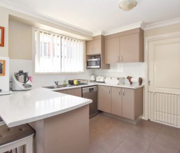 Fabulous Home in Quiet Cul-de-Sac! - Photo 5