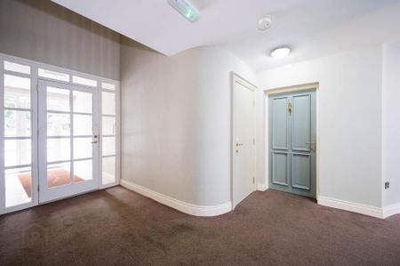 Apt 2, Danesfort Park North, Bt9 5 Rb, Belfast - Photo 2
