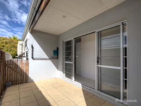 38 Southsea Road, Quinns Rocks WA 6030 - Photo 5