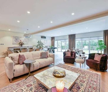 Corringway, Ealing, W5 - Photo 1