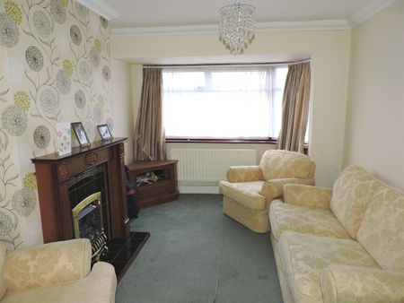 2 bedroom maisonette to rent - Photo 2