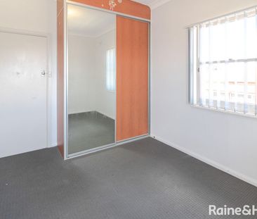 10/12 Dellwood Street (located above Post Office), Granville, NSW 2142 - Photo 4