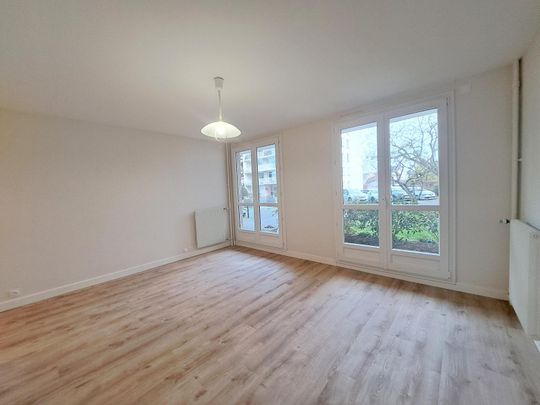 Location Appartement 1 pièce 37m² LA RICHE 37520 - Photo 1