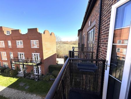 1 bedroom flat to rent - Photo 5