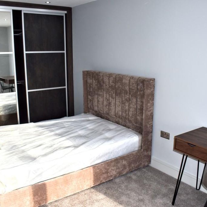 4 bedroom terraced house to rent - Photo 1