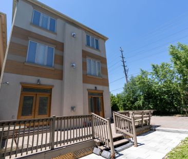 For Lease - 83 Elm Avenue Unit# Main Floor, Richmond Hill, Ontario - Photo 5