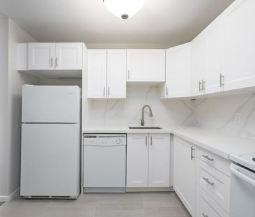 For Lease - 1450 Glen Abbey Gate Unit# 422, Oakville, Ontario - Photo 2