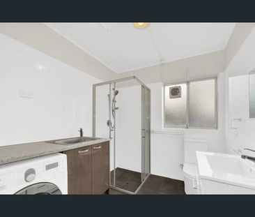 2/43 Percy Street, Prospect, SA 5082 - Photo 4