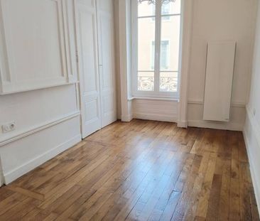 Appartement 2 pièces - 69002 Lyon 2e Arrondissement - Photo 2