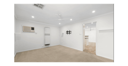 Stunning Family Home! - Photo 4