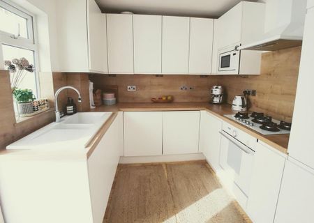 3 bedroom maisonette to rent - Photo 5