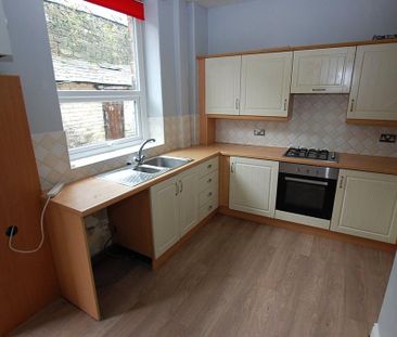 2 bedroom terraced house to rent - Photo 6