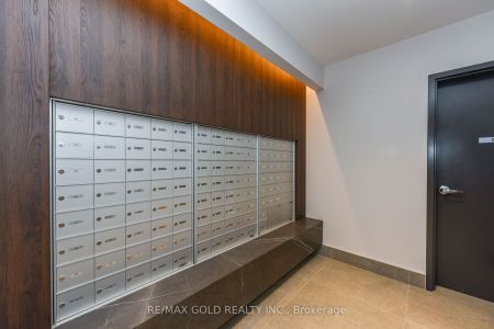 For Lease - 1440 Clarriage Court Unit# 407, Milton, Ontario - Photo 2