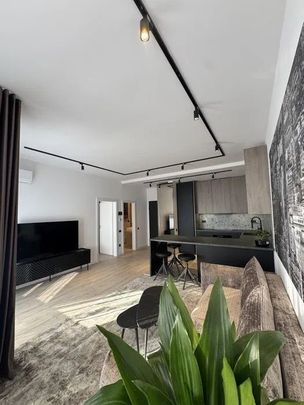 2 Camere de închiriat | Pipera Rond OMV | Parcare Inclusă - Fotografie 1