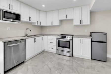 For Lease - 265 Bruce Cameron Drive, Clarington, Ontario - Photo 5