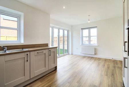 3 bedroom detached house to rent - Photo 5