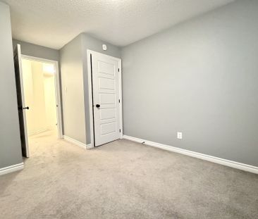 For Lease - 422 Coldwater Crescent, Kanata, Ontario - Photo 6