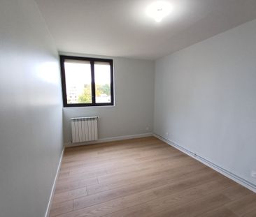 Location Appartement 4 pièces 69m² POISSY 78300 - Photo 2