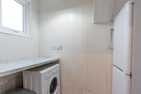 2 bed flat to rent in Simonside Terrace, Heaton, NE6 - Photo 5