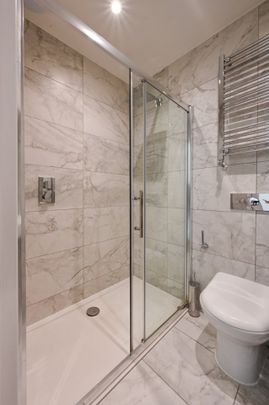 Studio Flat, Dennington Park Road, NW6 - Photo 1