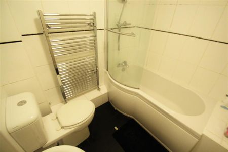 2 bedroom apartment to rent - Photo 5