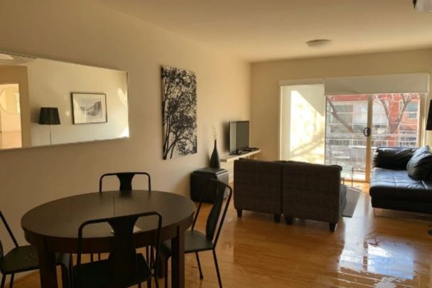 Fully furnished 2 Bedrooms with a Secure Car Park in the Heart of Adelaide City! - Photo 1