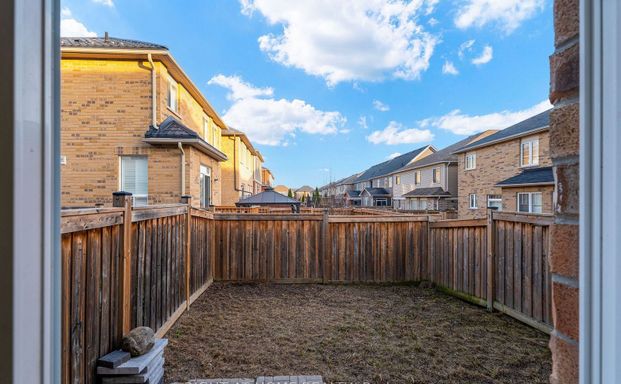 For Lease - 2341 Steeplechase Street, Oshawa, Ontario - Photo 1