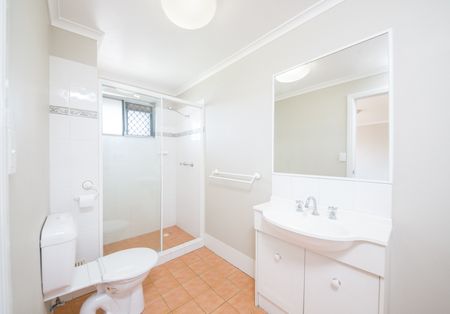 6/35 Longfellow Street, Norman Park QLD 4170 - Apartment For Rent | Domain - Photo 5