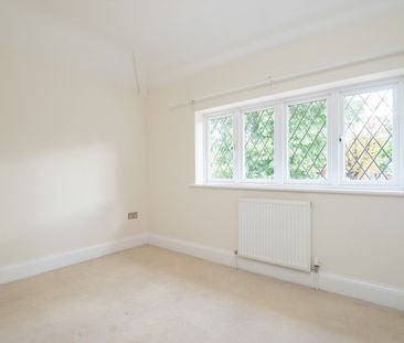 Longdown Lane North, Epsom, KT17 - Photo 1