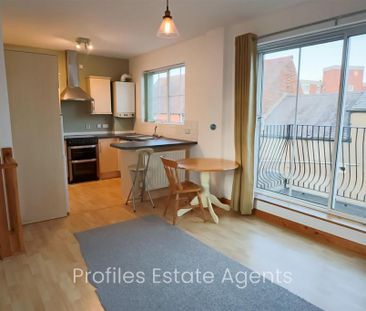 2 bedroom maisonette to rent - Photo 4