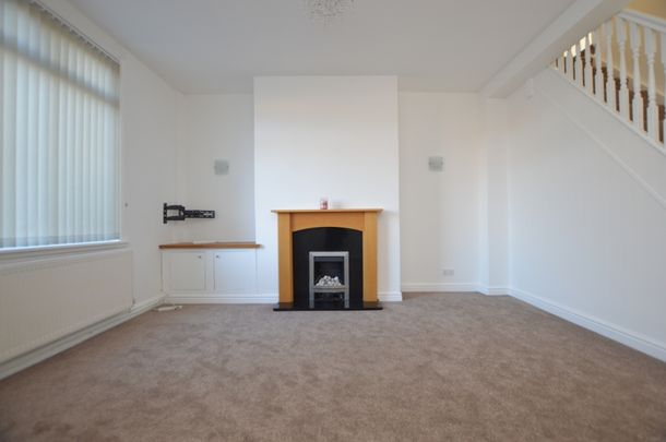 2 Bedroom Terraced House - Photo 1