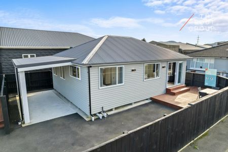 A modern home in a convenient location - Photo 2