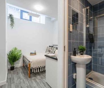 Bronze Studio - Photo 3