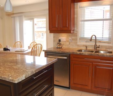 For Lease - 4845 Potomac Court Unit# First and Second Floor, Missis... - Photo 4