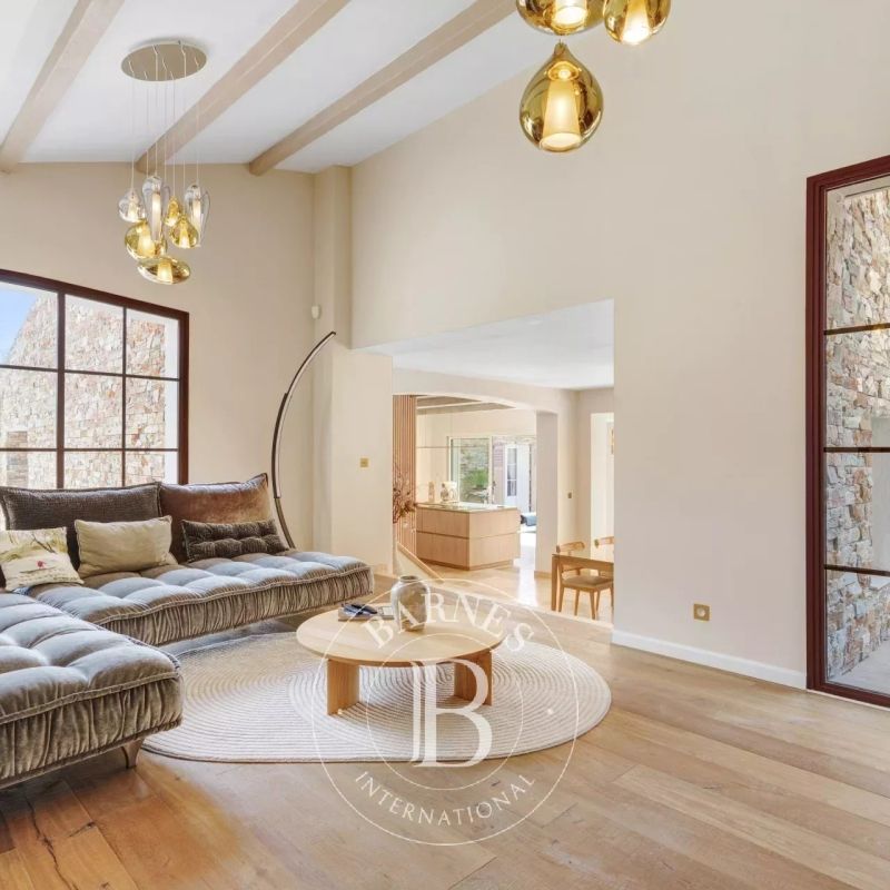 LES ISSAMBRES - VILLA DE CHARME - VUE MER - Photo 1