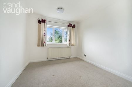 4 bedroom detached house to rent - Photo 3