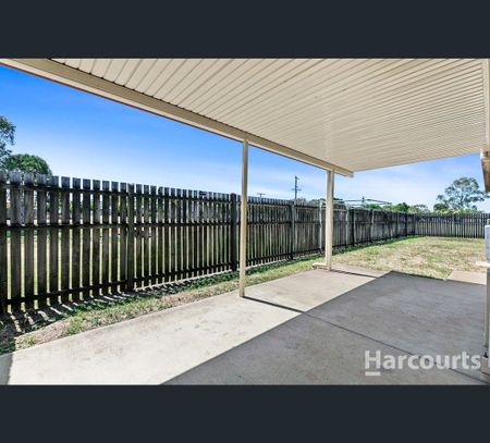 2/13 Gunsynd Way, Point Vernon, Qld 4655 - Photo 4