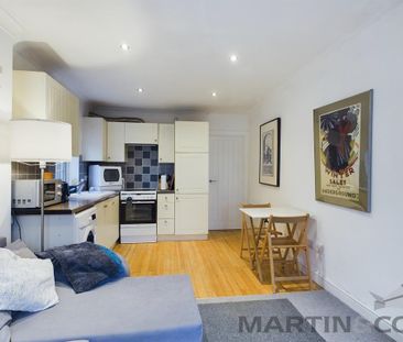 1 bedroom ground floor flat to rent - Photo 5