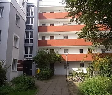 Erstbezug nach Renovierung: 4-Zimmer-Wohnung mit 92,71m² - Photo 4