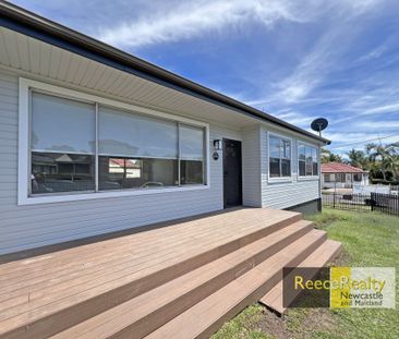 7 Coronation Street, Waratah West - Photo 2